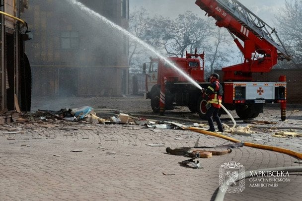 Наслідки ворожого удару по Харкову 2 квітня / © Олег Синєгубов
