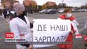 На Волыни работники областной психбольницы перекрыли межобластную трассу