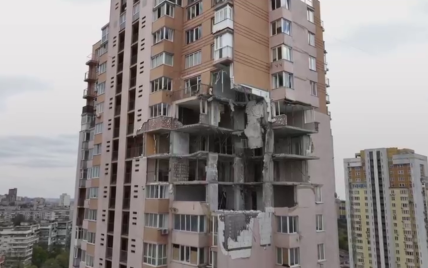 У Києві розпочали реконструкцію житлових будинків, які постраждали через обстріли