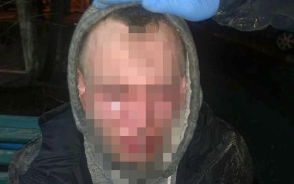 У Києві жінка стала свідком нападу і застосувала до злодія сльозогінний газ