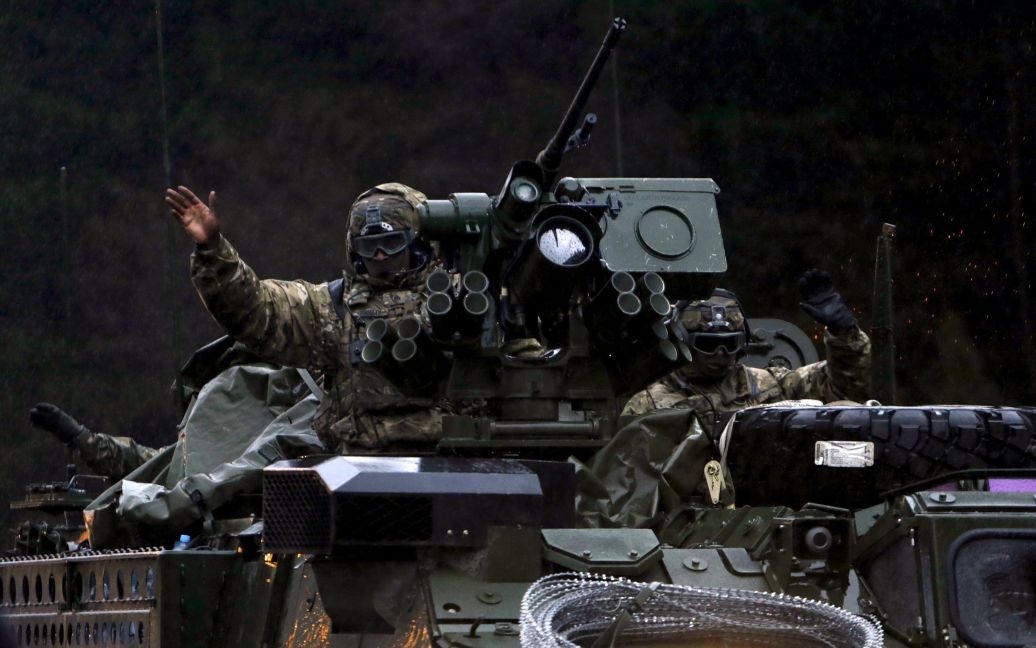 Три колонны военной техники США въехали в Чехию. / © Reuters