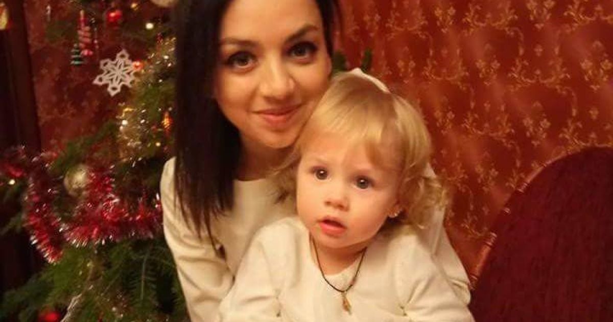 Юлія потребує допомоги в подоланні раку