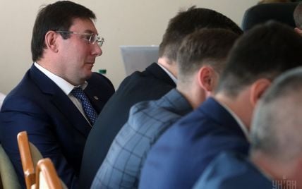 Луценко выступил с громкими обвинениями в адрес Сытника из-за работы ФБР в Украине