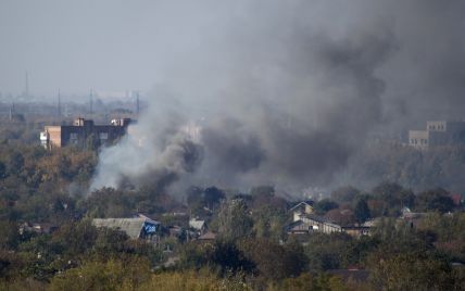 Бойовики всю ніч "поливали" Донбас вогнем із "Градів" та мінометів, а в Станиці відбувся бій