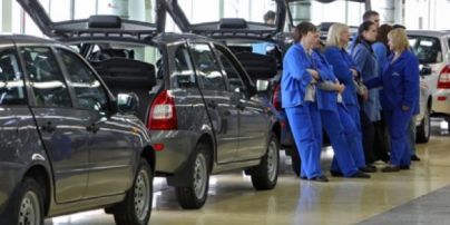 "АвтоВАЗ" масово звільнив співробітників та більше не буде випускати свій єдиний кросовер