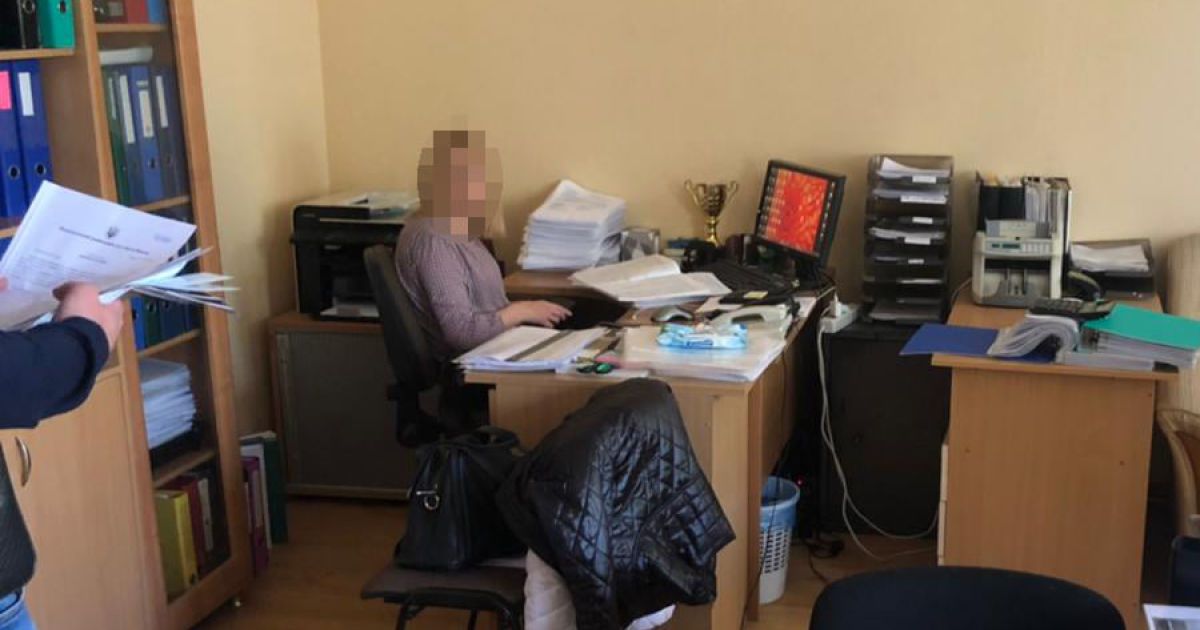 Обшуки у Подільській РДА
