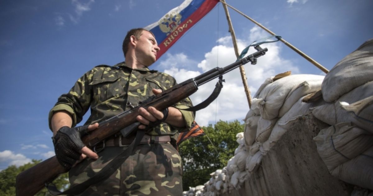 Террористы принудительно мобилизуют подростков и пенсионеров.