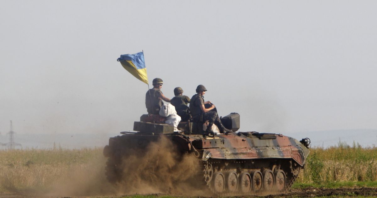 На Донбассе продолжаются бои