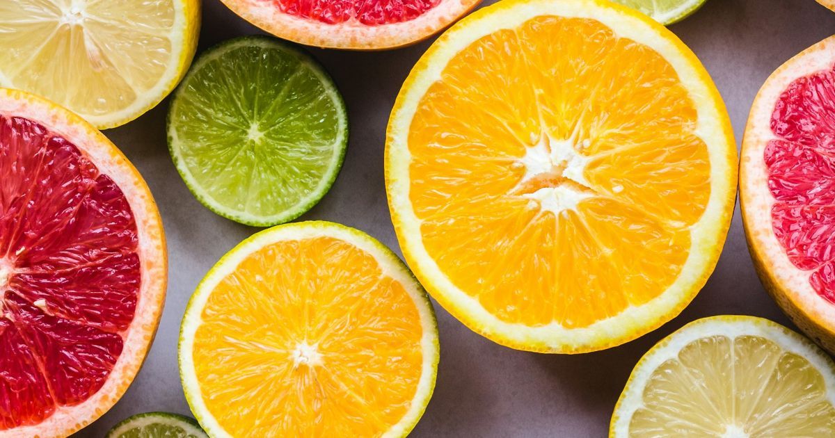 Почему полезно есть цитрусовые
