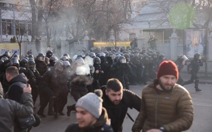 26 задержанных протестующих и 17 пострадавших копов. В полиции Киева подвели итоги столкновений под Радой