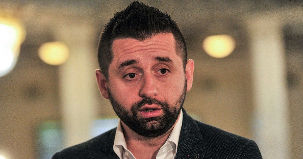 Арахамия не знает, кто на кого напал под золотым - новости украины