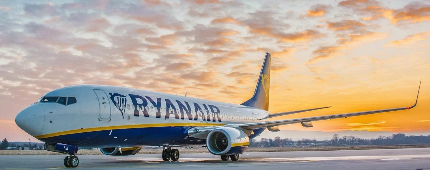 Виручка Ryanair обвалилася на 95%, а збитки перевищили 185 млн євро