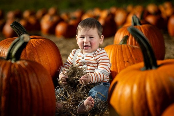 Кого вітати з іменинами в листопаді 2025 року за новим календарем / © unsplash.com