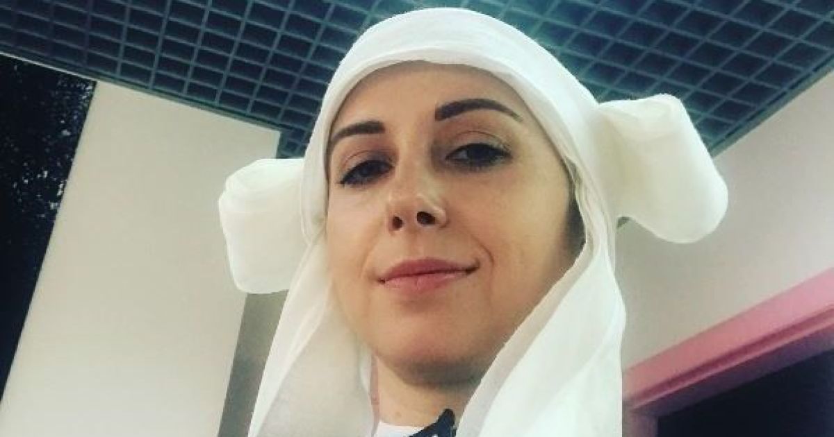 Тоня Матвієнко показала себе та доньку у традиційних українських вбраннях