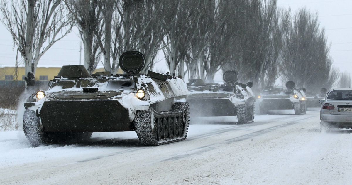 Боевики не отводили технику и продолжают обстрелы