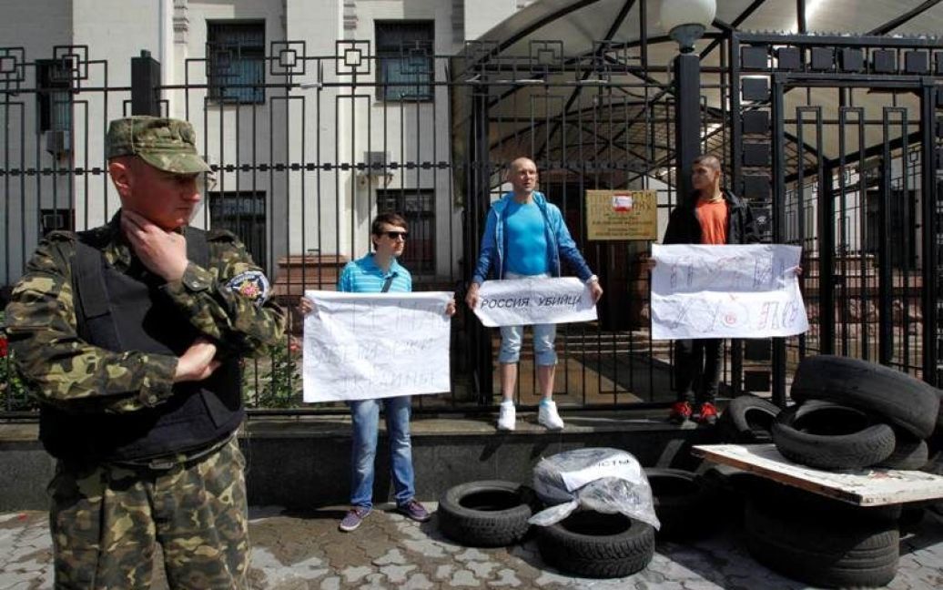 У суботу під посольством РФ у Києві було гаряче / © Reuters