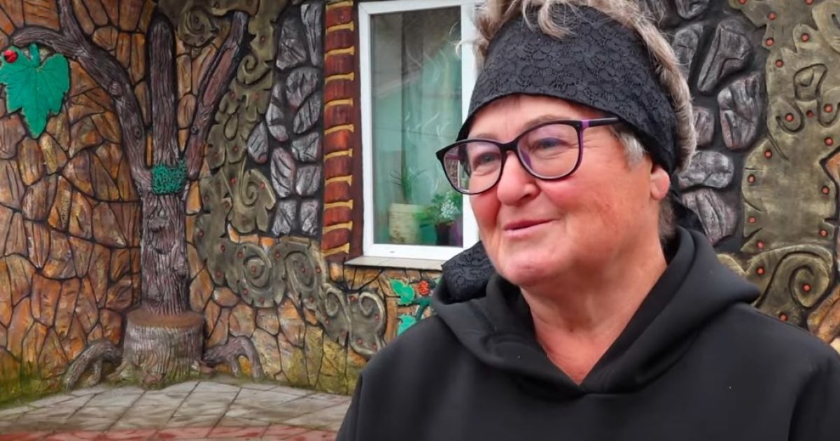 64-річна Надія Куца створила казкове обійстя