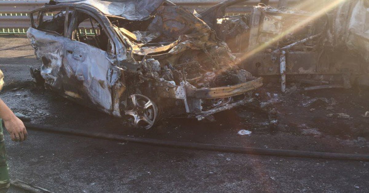 Фото з місця масштабної аварії / © vk.com/dtp_avarii_voronej