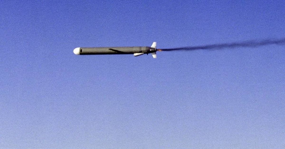 Летять на Україну майже з конвеєра: скільки ракет Росія виробляє за місяць