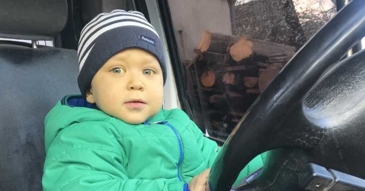 Маленький Ваня нуждается в вашей помощи, чтобы выжить
