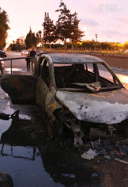 Троє смертників атакували будівлю МЗС Лівії