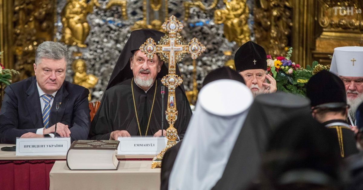 Філарет розповів, що одягнув на Об'єднавчий собор чернечу шапку на вимогу Константинополя