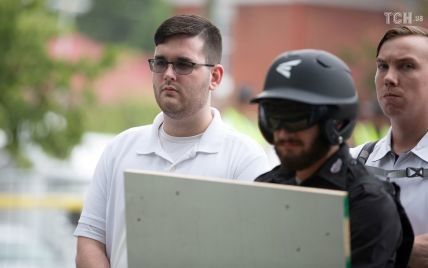Американського неонациста, який в'їхав у натовп у Шарлотсвіллі, засудили до довічного ув'язнення