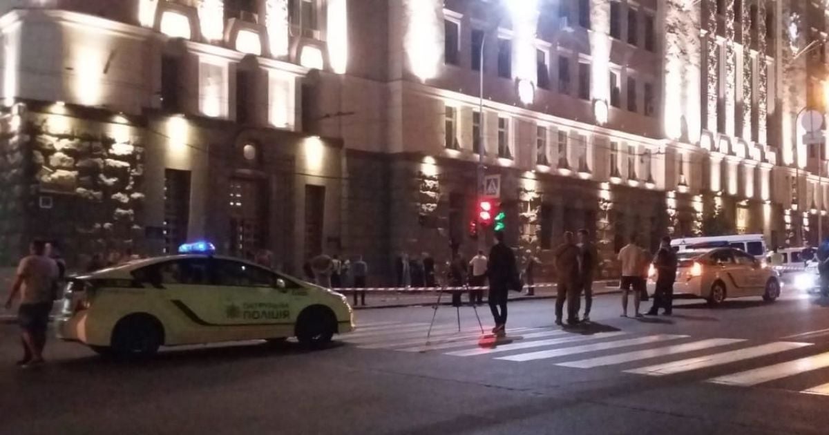 Правоохоронці розглядають три версії стрілянини у Харкові