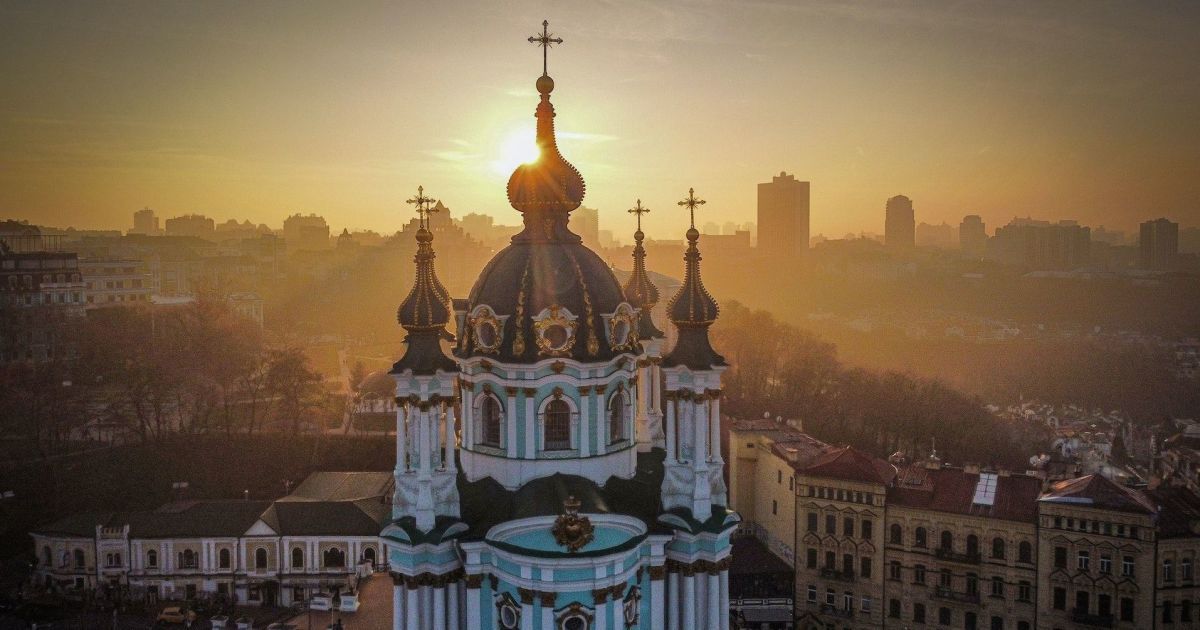 В Киеве сейчас раздаются взрывы