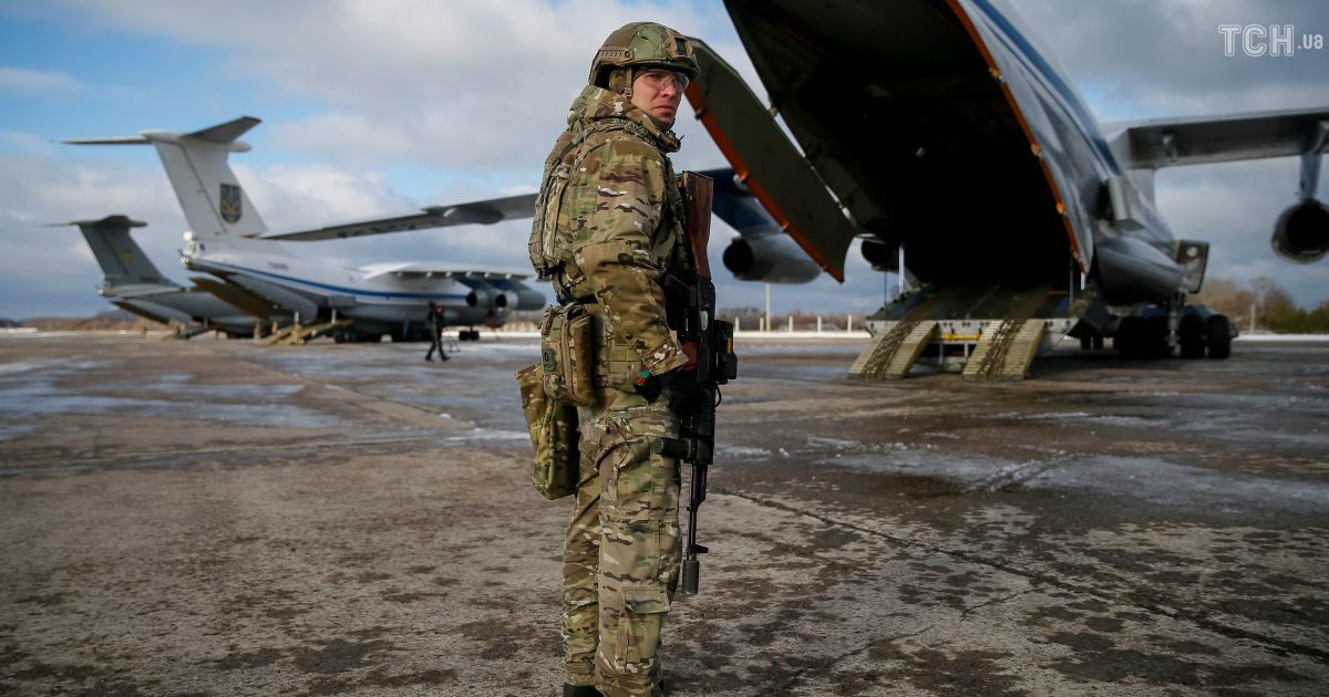 Большинство украинцев не поддерживает решение о введении военного положения
