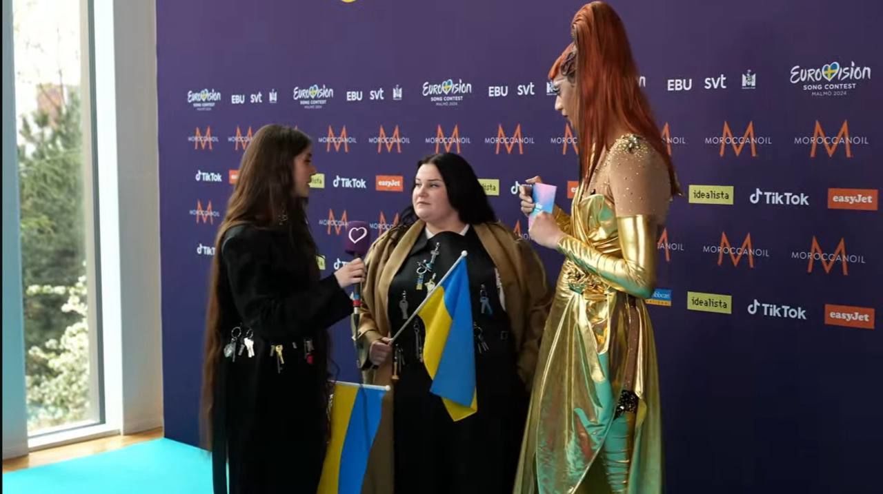 alyona alyona и Jerry Heil на открытии 