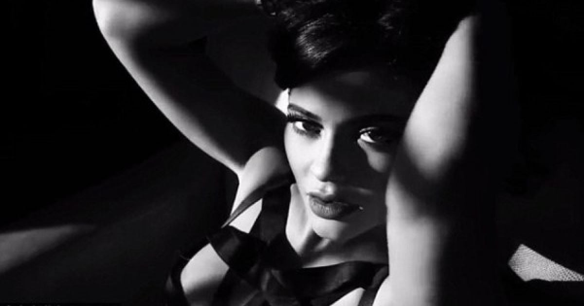 Кайли Дженнер позировала украинскому фотографу