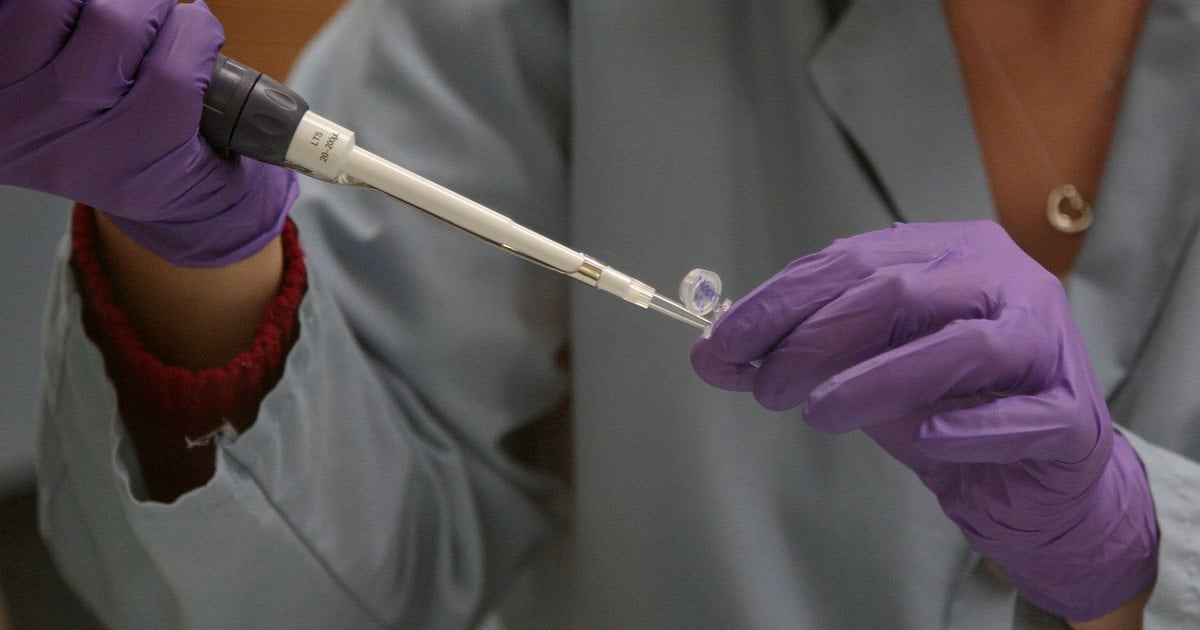 Чоловік жартома здав ДНК-тест — результат розкрив неочікувану правду