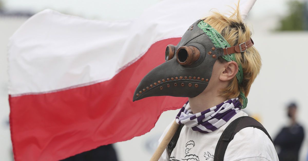 В Польше зафиксировали антирекорд по новым случаям коронавируса