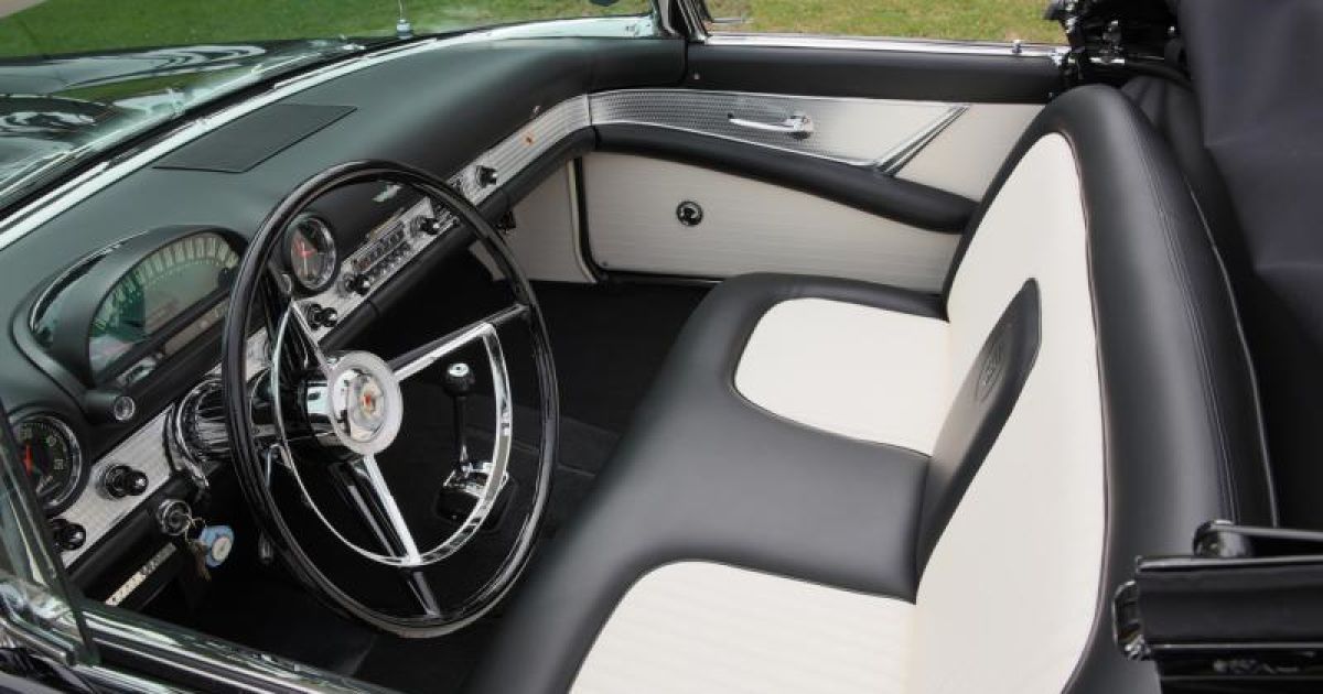Кабріолет Ford Thunderbird 1956, Мерлін Монро_8 / © Julienslive