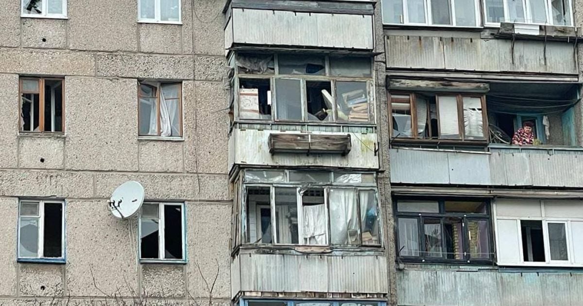 "Так діють особливо цинічні злочинці": у МВС показали наслідки обстрілу житлового будинку в Донецькій області (фото)