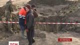 На Житомирщині відкопали частину літака, збитого німцями під час Другої світової війни