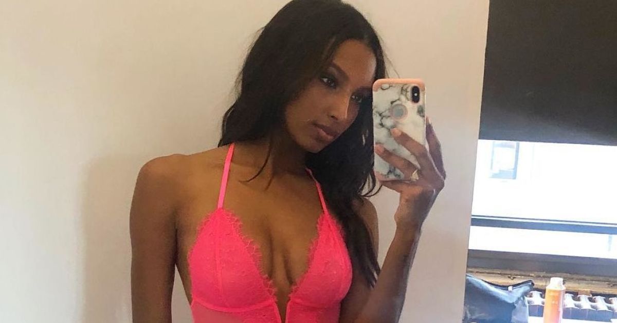 Жасмин Тукс