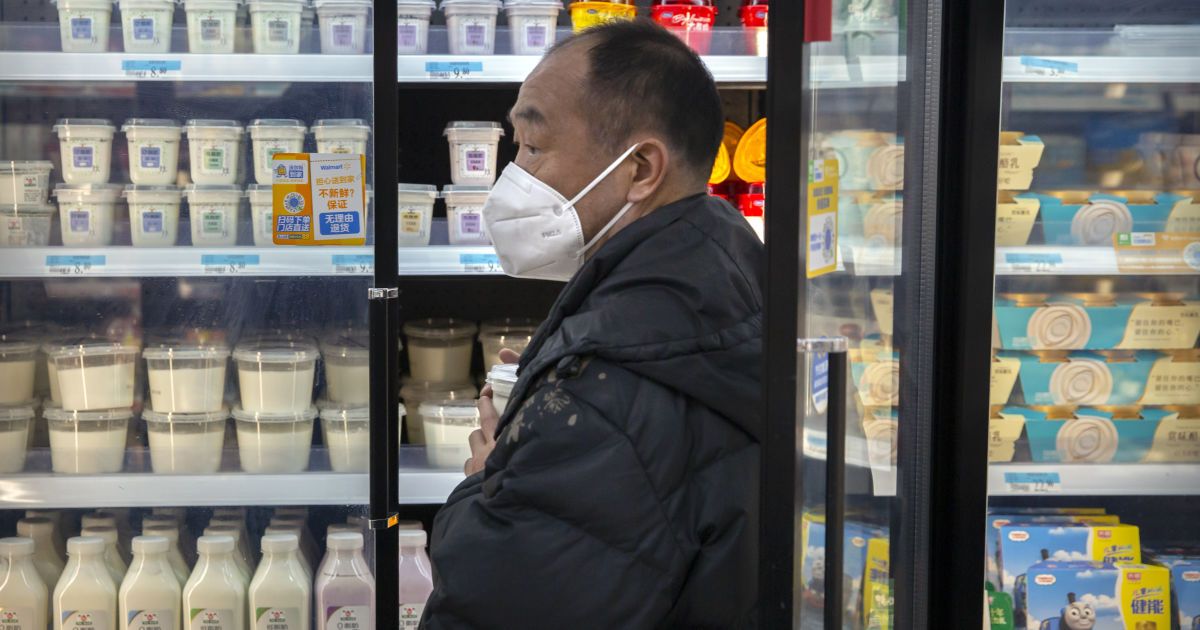 В Китае новым коронавирусом заразилось еще более трех десятков человек