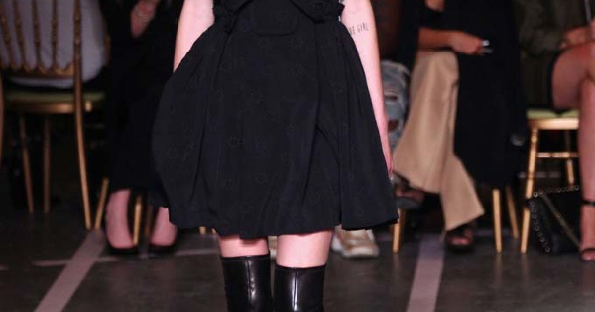 Коллекция&nbsp;Givenchy прет-а-порте сезона весна-лето 2015 / © East News