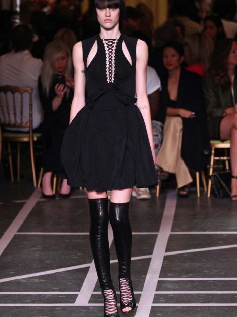 Коллекция&nbsp;Givenchy прет-а-порте сезона весна-лето 2015 / © East News