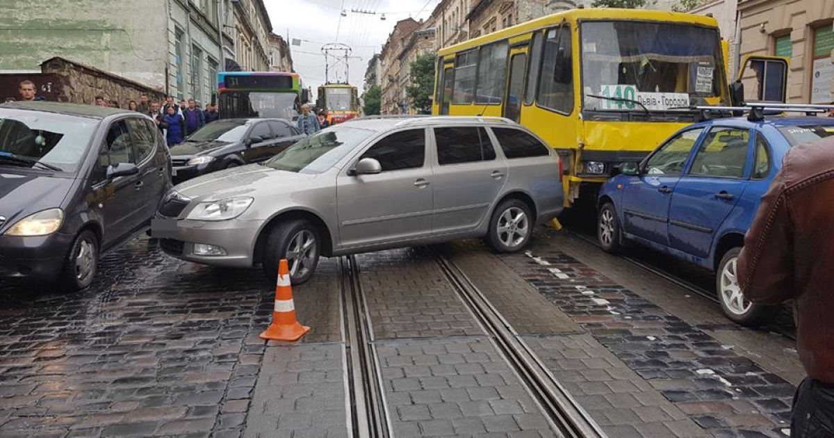 ДТП у львові_3 / © Zahid.net
