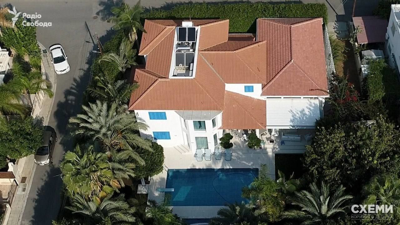 Родинний маєток депутата Андрія Холодова на Кіпрі / © Telegram / Схеми