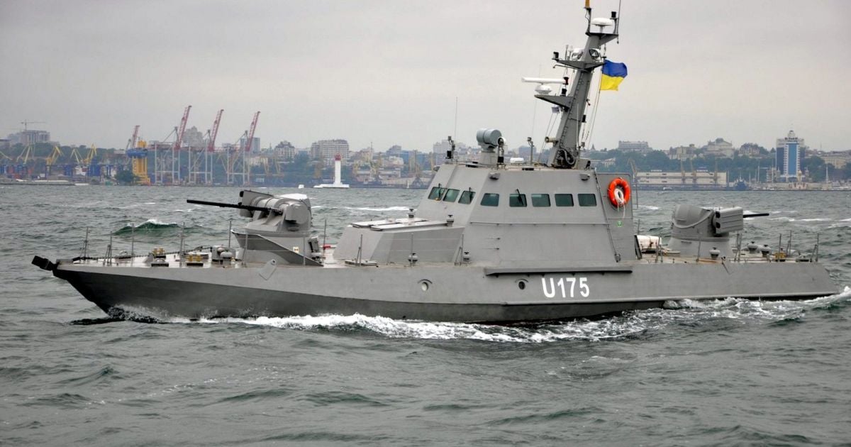 Хотели убить моряков. В ВМС показали последствия обстрела россиянами украинских кораблей