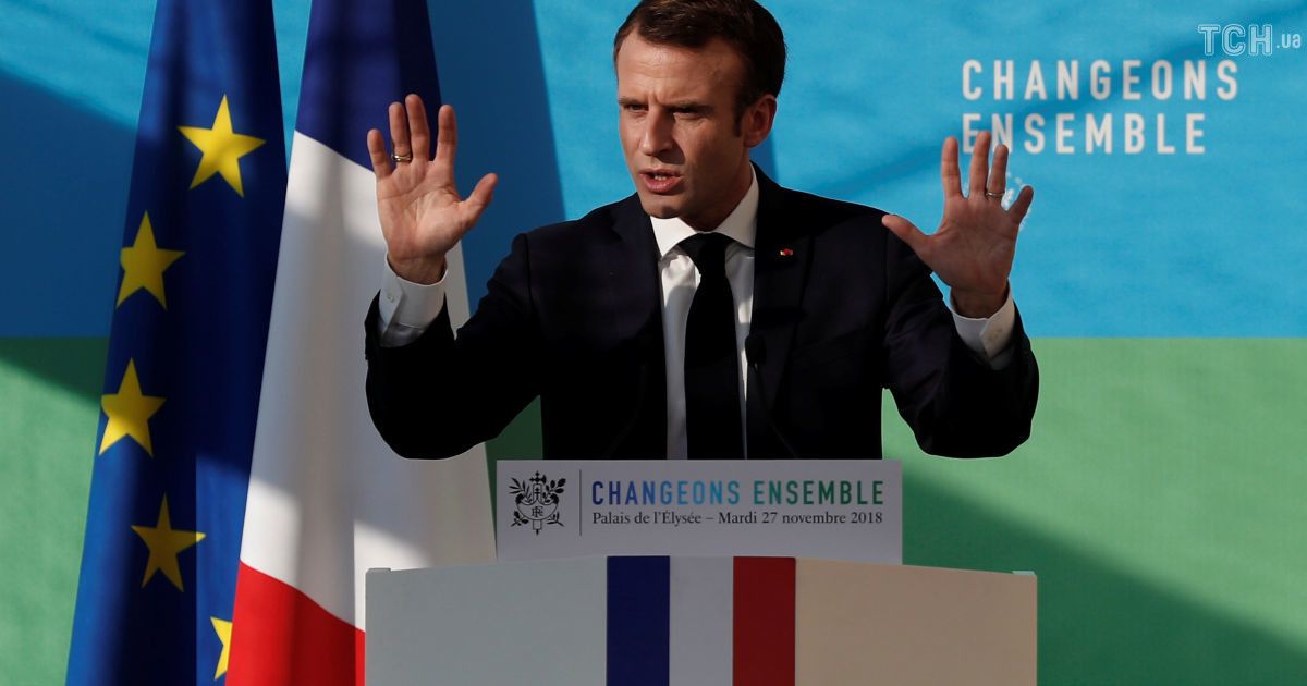 "Вы правы": Макрон ответил на петицию "желтых жилетов"