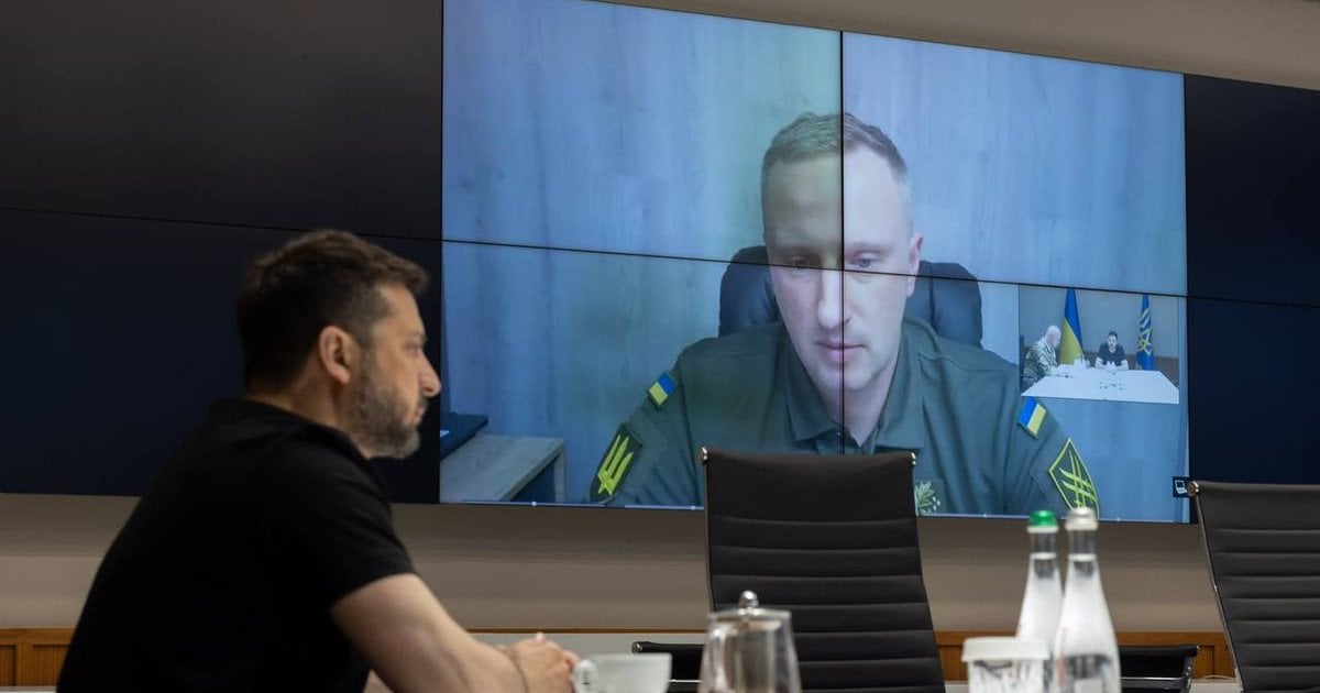 Про що насправді Зеленський говорив із бойовими командирами: деталі від ЗМІ (на фото з наради з Володимиром Зеленським - бригадний генерал Святослав Заїць)