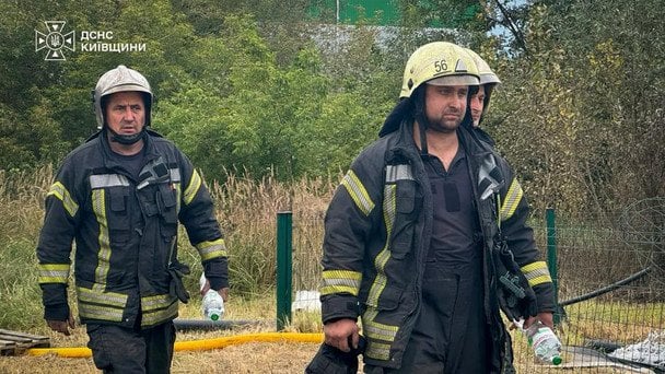 Атака РФ на Київщину 21 вересня / © ДСНС України