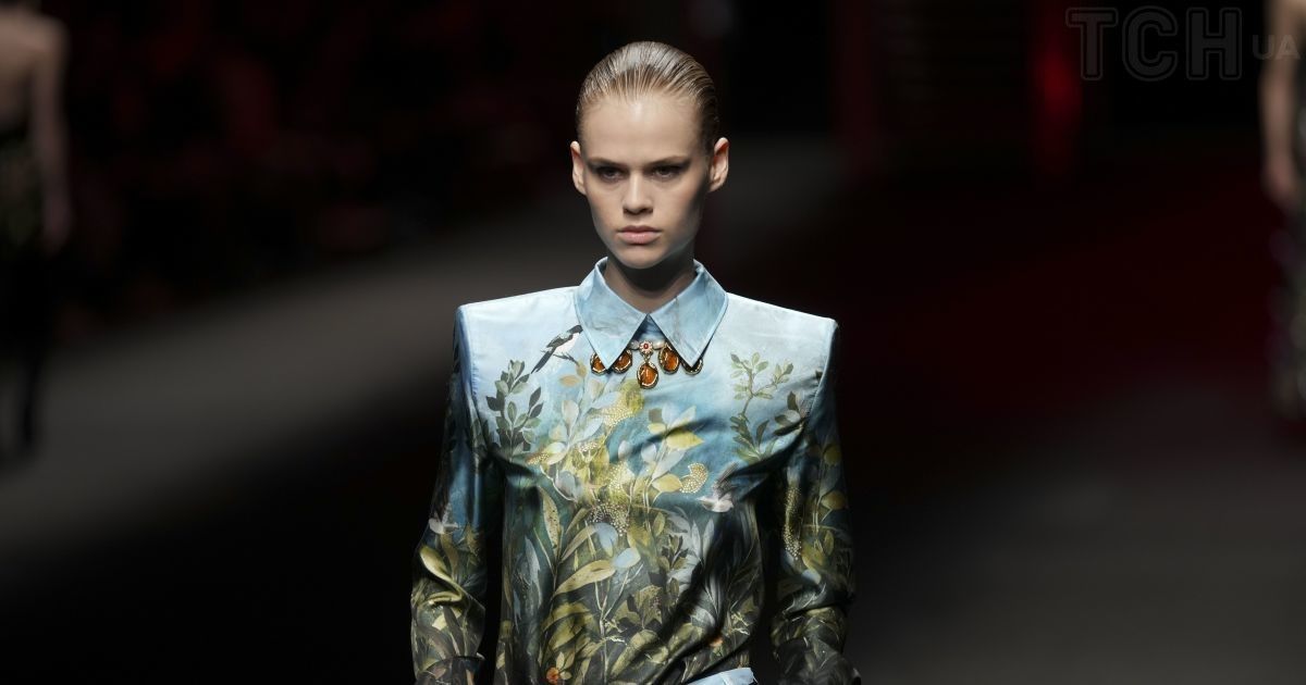 Показ Roberto Cavalli осінь-зима 2025-2026