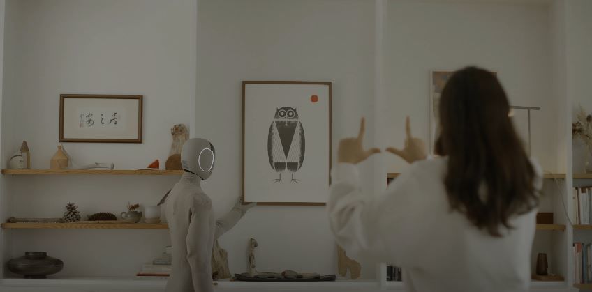 Робот NEO Gamma / Фото: youtube.com/@1X-tech / © 