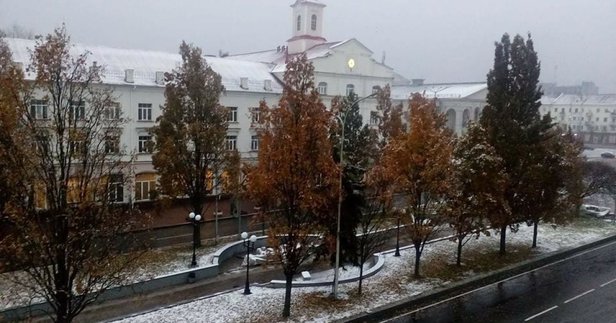 Сніг у Чернігові. Фото: facebook.com/y.titenok